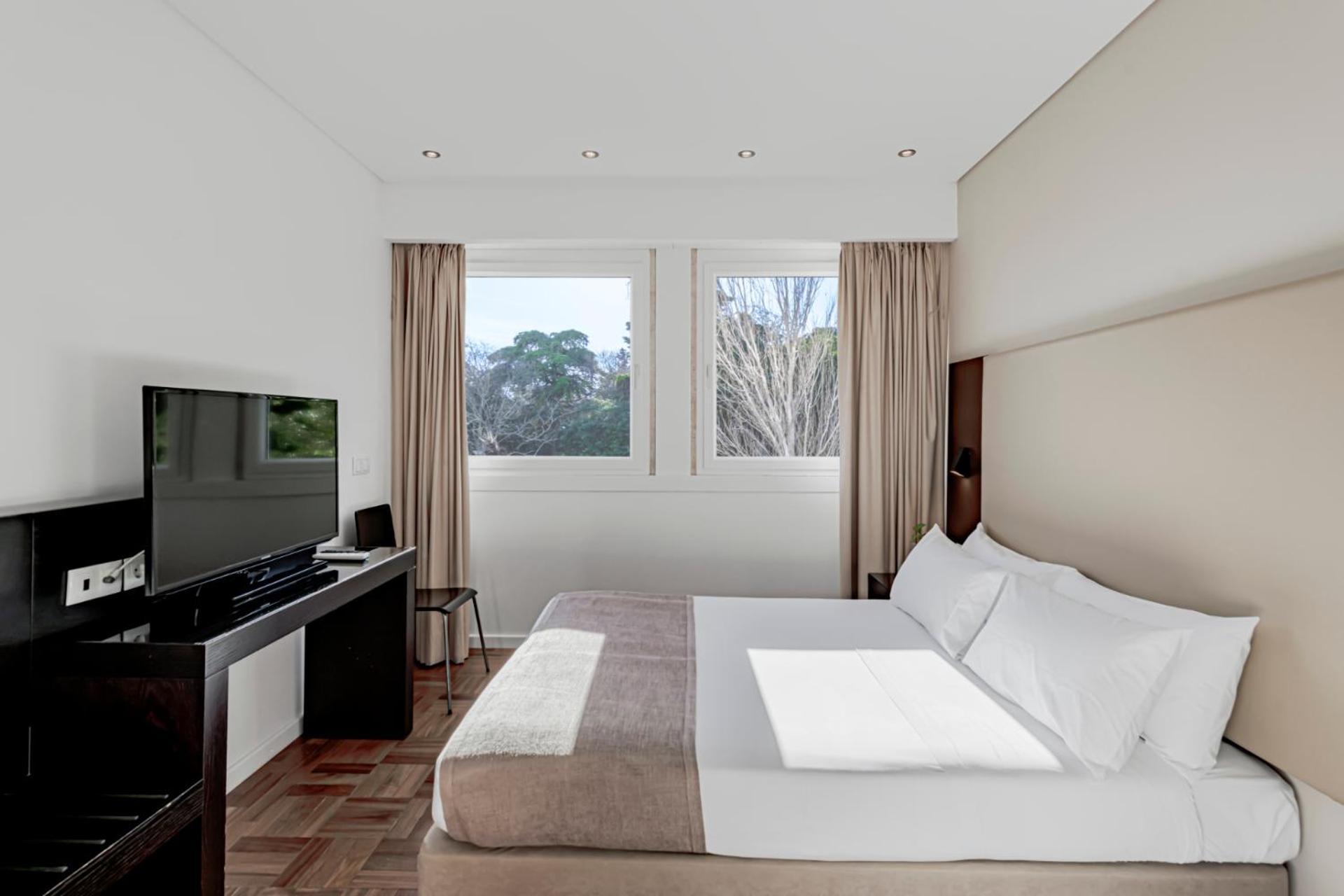 Park & Hotel